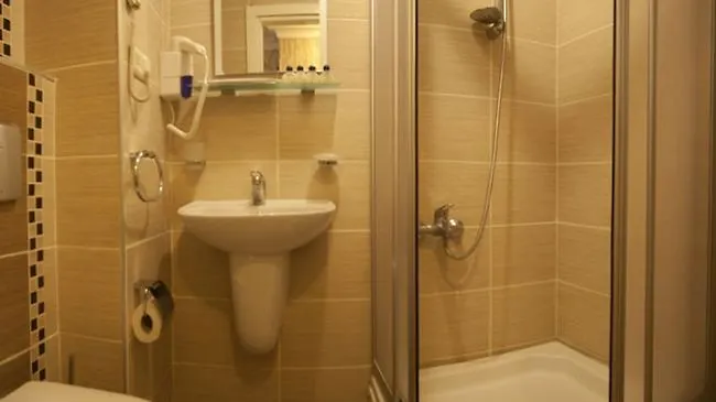 Hotel Suereyya Стамбул 3*,